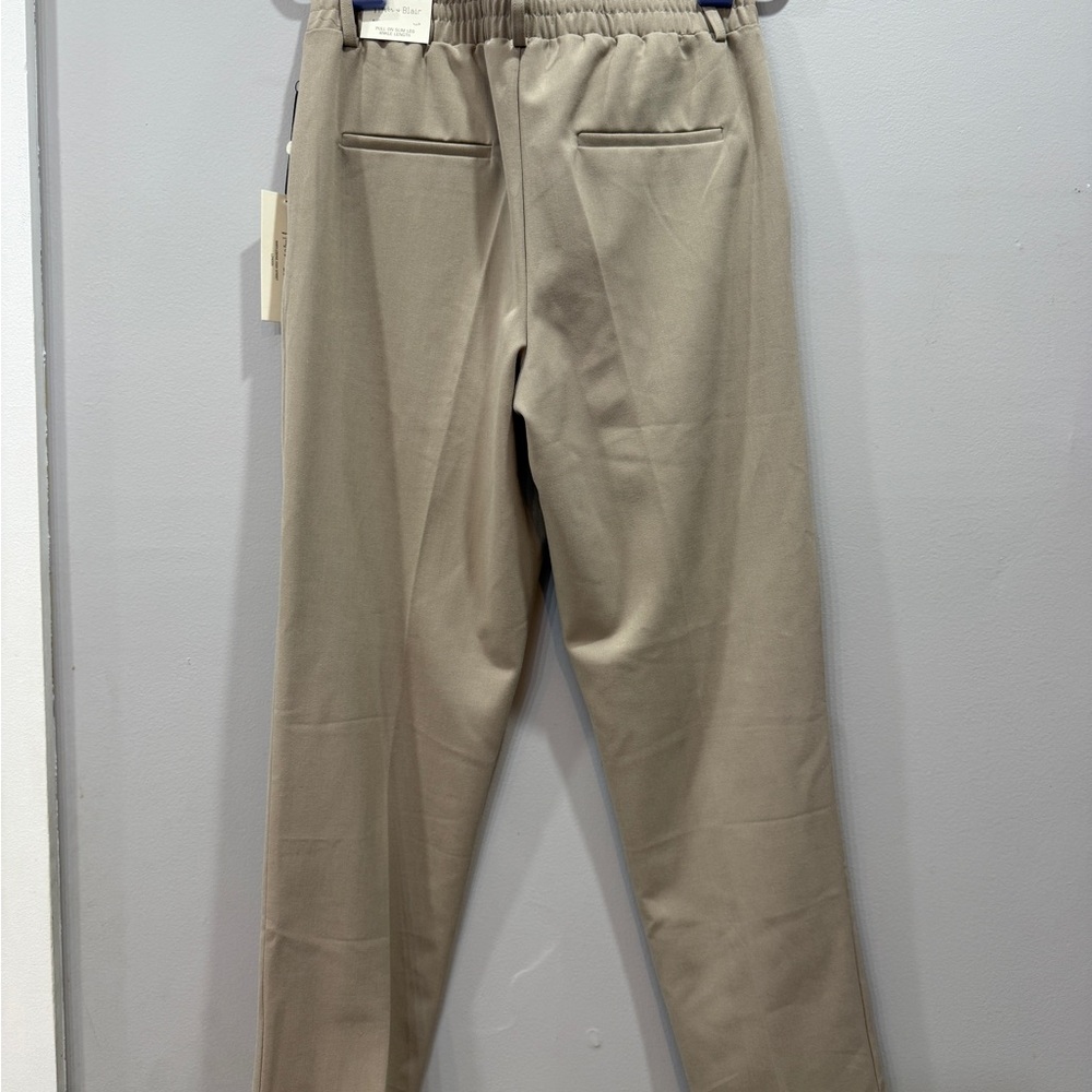 Haver + Blair Women’s Taupe Pull-On Dress Pants Size Small NWT - Picture 3 of 3